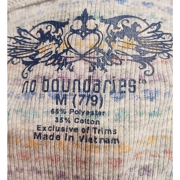 No Boundaries 90s Y2K Thermal Henley Rainbow Heart Dopamine Medium Kidcore LGBTQ - Picture 6 of 6